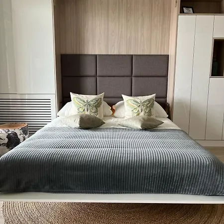 Cubicle 52 Terrace & Free Parking Appartement *