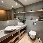 Cubicle 52 Terrace & Free Parking Apartamento Cracovia